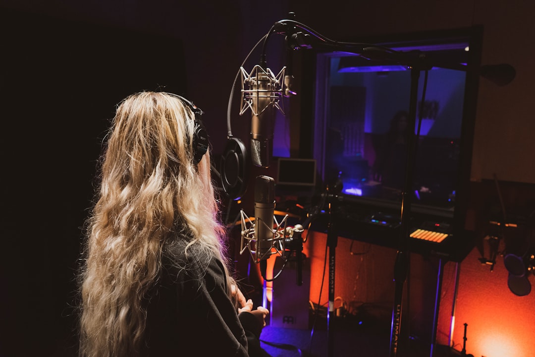 How Do I Become a Voice Actor?